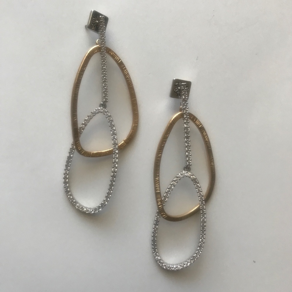 NEW NWT Interlocking Double Hoop Gold and Rhinestone Earrings. Pierced